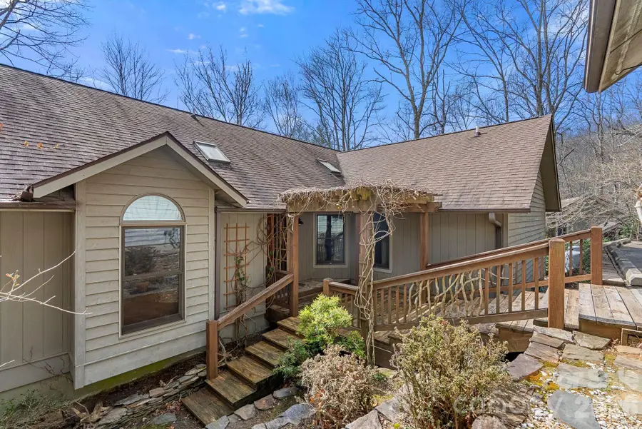 306 S Sequoyah Lane, Brevard, NC 28712 - #2