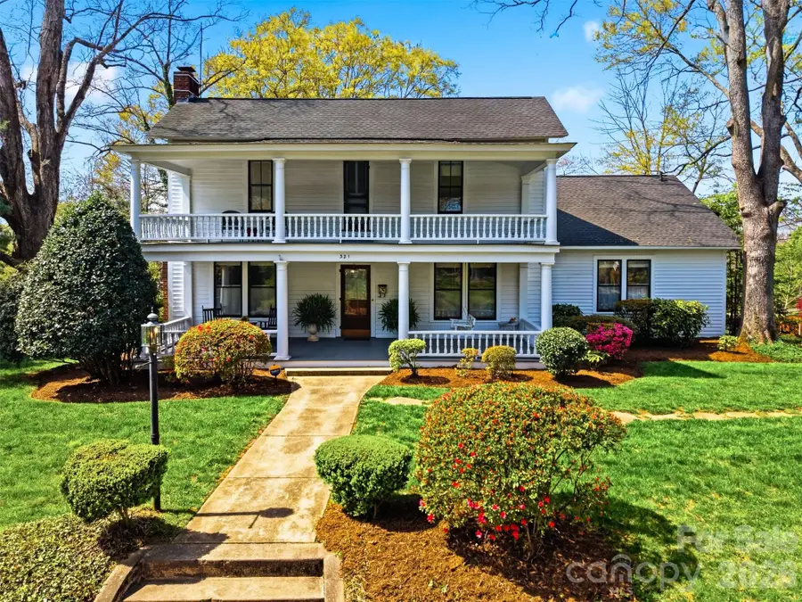 321 9th Street Nw, Hickory, NC 28601 - #2