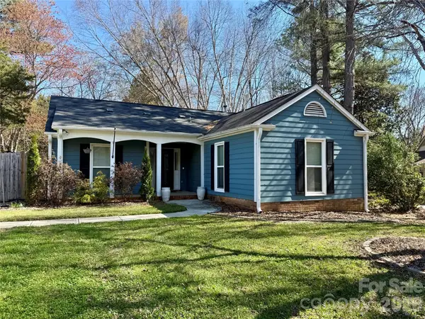 7310 Palmetto Court, Charlotte, NC 28227