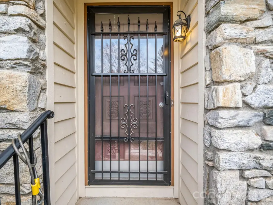 31 Deer Run Drive, Asheville, NC 28803 - #3