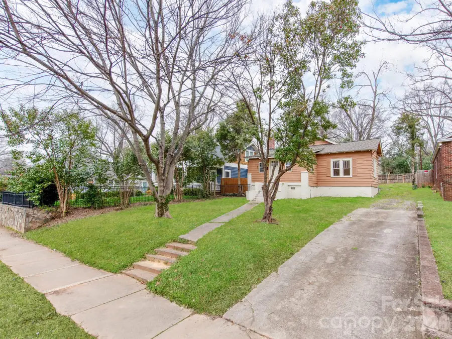 244 W Kingston Avenue, Charlotte, NC 28203 - #2