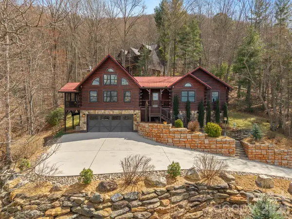 6 Tallwood Road, Leicester, NC 28748