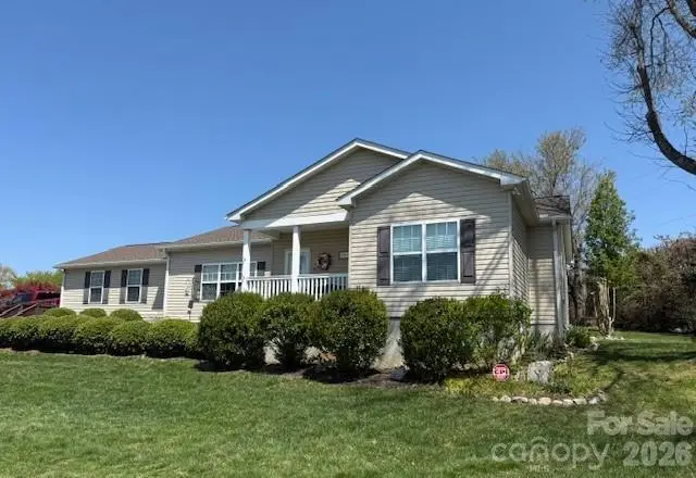 34 Middle Street, Hendersonville, NC 28792 - #2