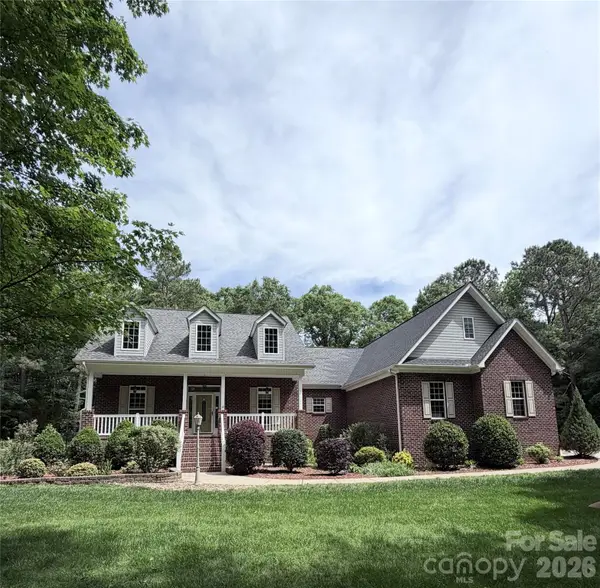 2043 Standing Timber Road, Lancaster, SC 29720