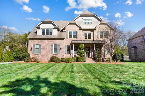 2528 Springs Drive, Charlotte, NC 28226