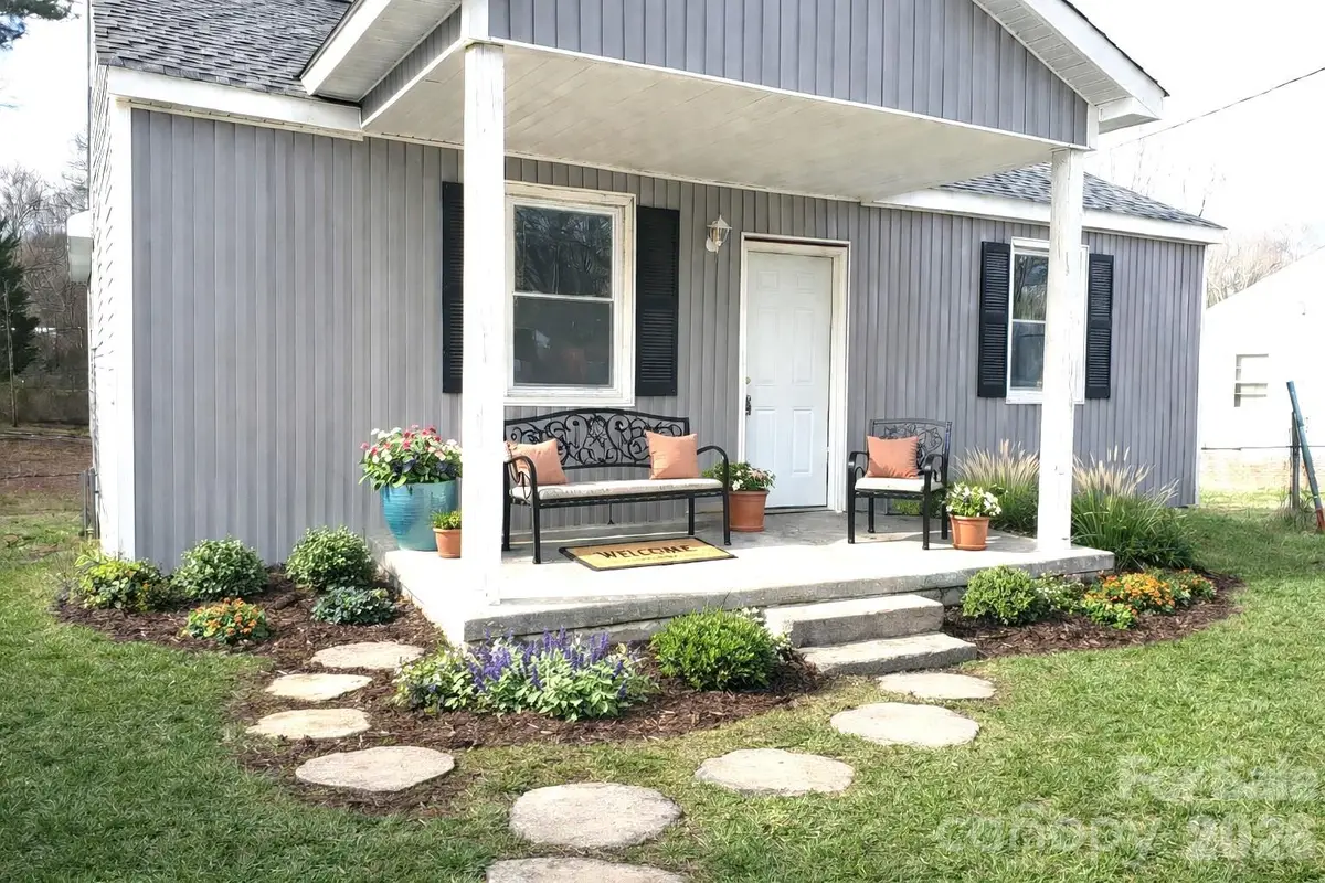 1417 N Oakwood Street, Gastonia, NC 28052 - #1