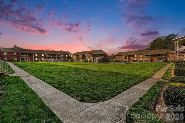 103 Carriage House Drive, Kannapolis, NC 28081