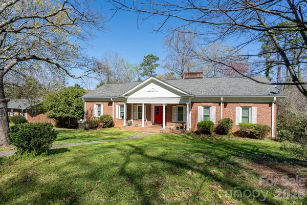 1516 Edinburg Drive, Gastonia, NC 28054