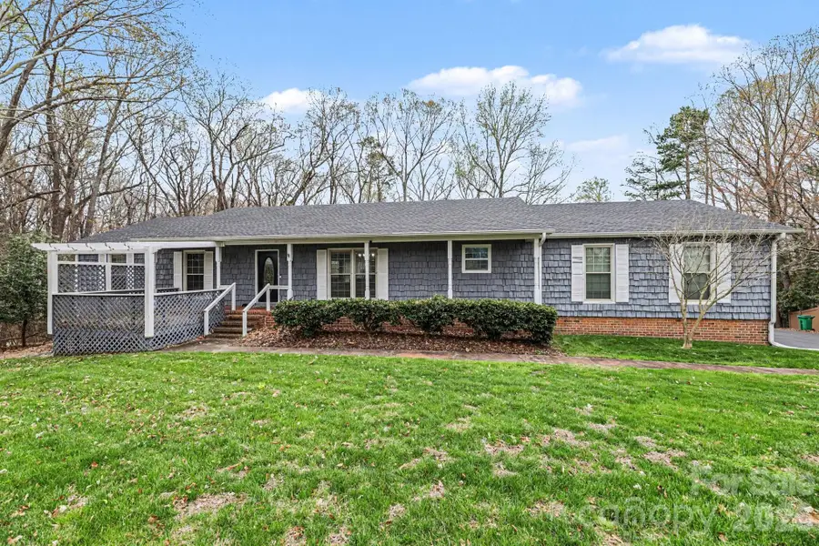 3908 Oak Hollow Court, High Point, NC 27265 - #3