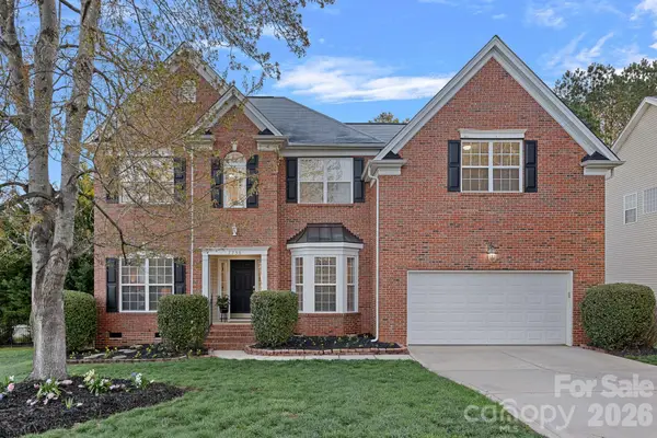 7736 Horseshoe Creek Drive, Huntersville, NC 28078