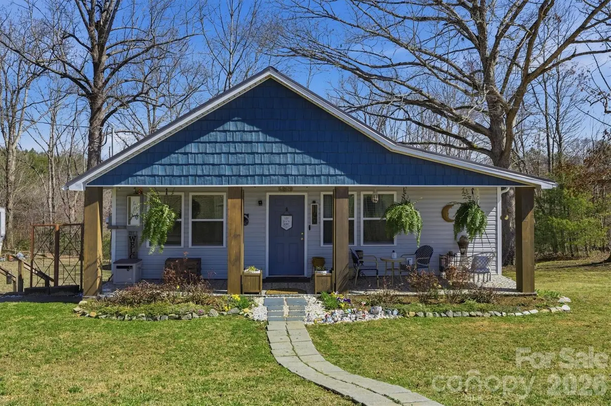 100 Reed Street, Morganton, NC 28655 - #1