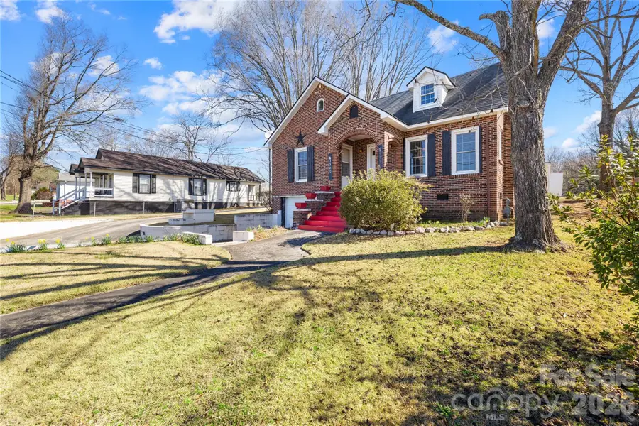 1302 W A Street, Kannapolis, NC 28081 - #2