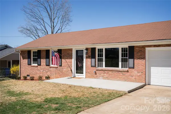 88 Skyview Terrace, Asheville, NC 28806