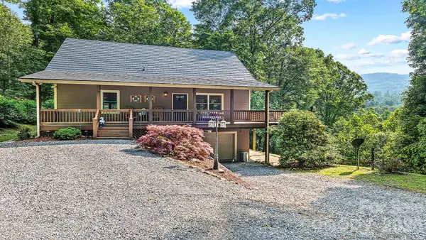616 Appaloosa Trail, Waynesville, NC 28785