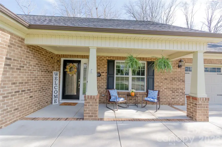 6729 Rollingwood Drive, Clemmons, NC 27012 - #3