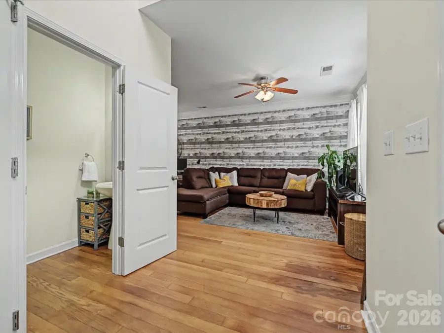 8421 Scotney Bluff Avenue, Charlotte, NC 28273 - #3