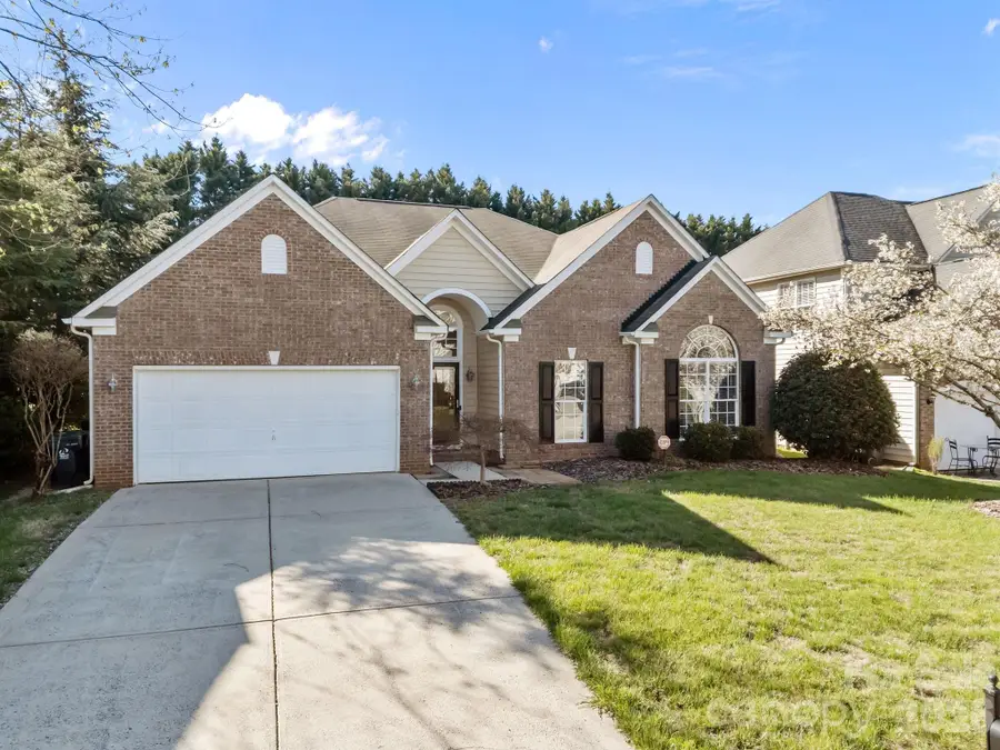 12602 Kemerton Lane, Huntersville, NC 28078 - #2