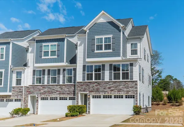 963 Portrush Lane, Tega Cay, SC 29708