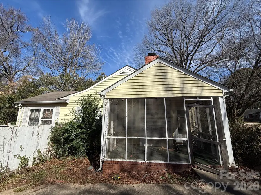 4215 Dinglewood Avenue, Charlotte, NC 28205 - #2