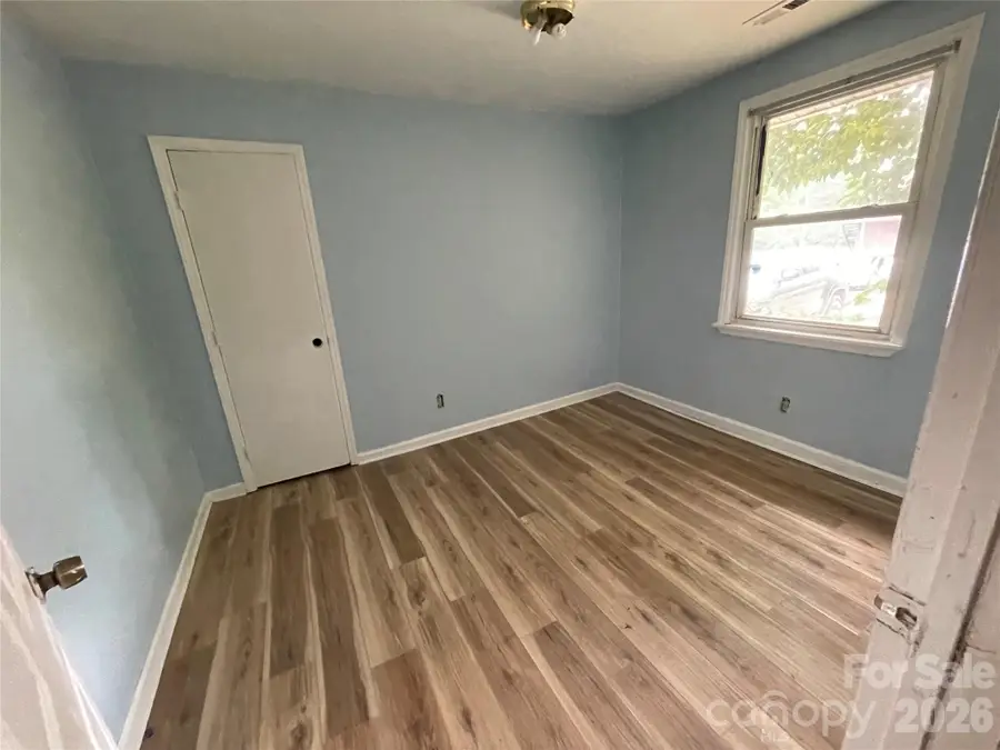 410 Mill Road, Charlotte, NC 28216 - #3