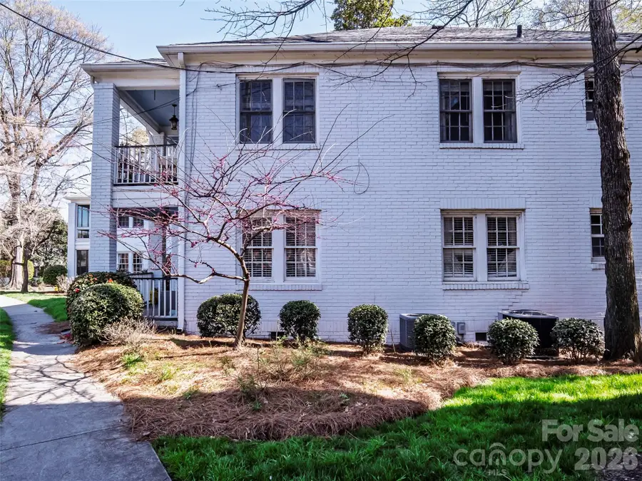 118 N Laurel Avenue #2, Charlotte, NC 28207 - #3