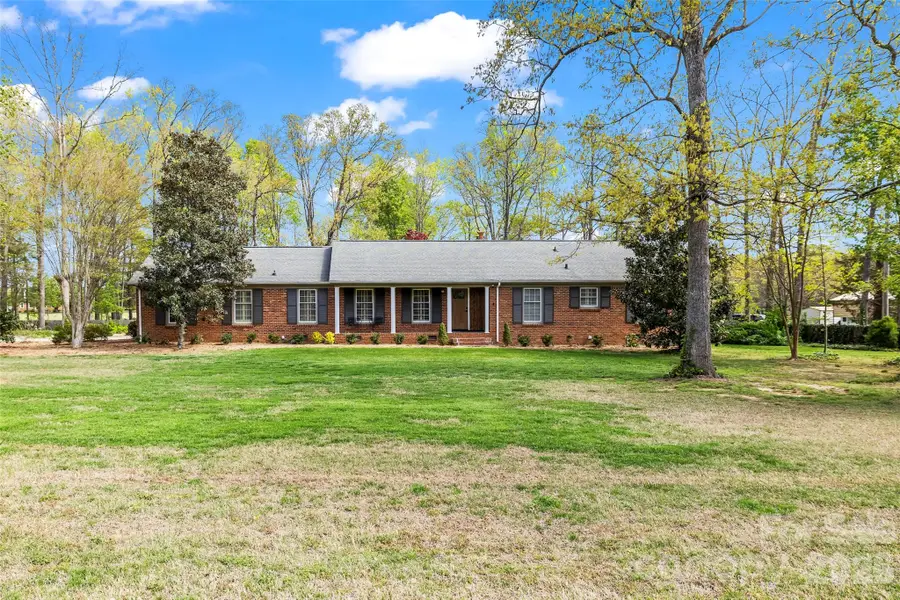 2904 Unionville Indian Trail Road W, Indian Trail, NC 28079 - #2