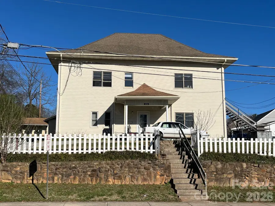 524 Baldwin Avenue, Marion, NC 28752 - #2