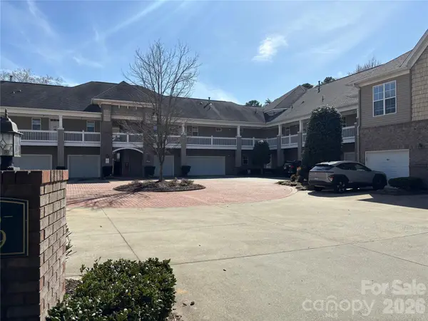 8665 Edinburgh Square Drive, Cornelius, NC 28031