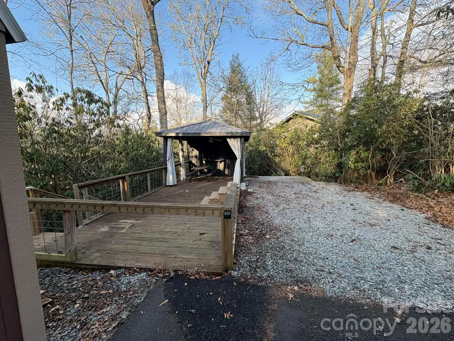 157 Hemlock Loop, Newland, NC 28657 - #2