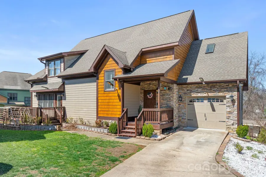 11 Trevors Trail, Asheville, NC 28806 - #2