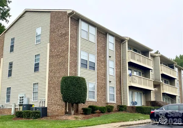 1604 Arlyn Circle #G, Charlotte, NC 28213