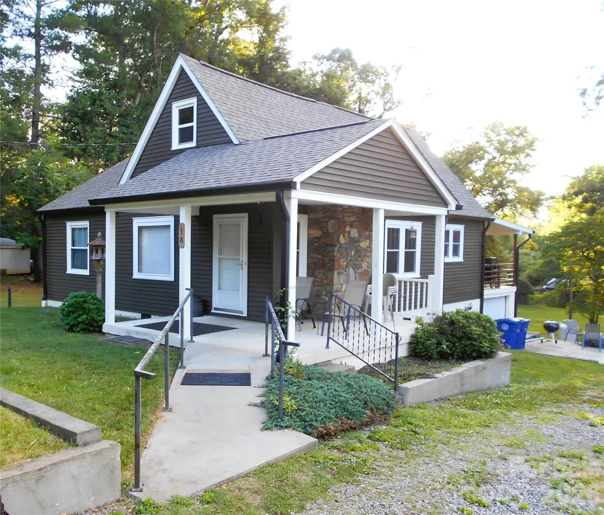 18 Herron Street, Black Mountain, NC 28711 - #1