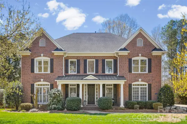 17142 Harcombe Drive, Charlotte, NC 28277