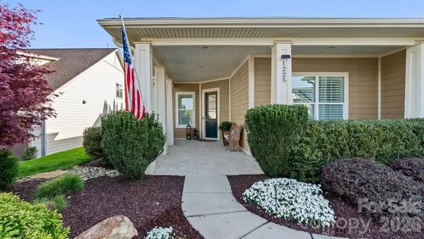 1225 Greenland Drive, Denver, NC 28037