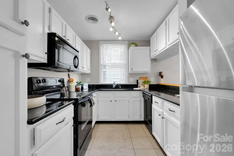 238 S Cedar Street #1, Charlotte, NC 28202 - #2