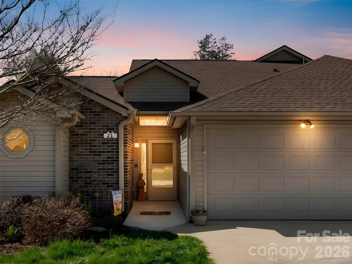 21 Tisha Lane, Hendersonville, NC 28739 - #1