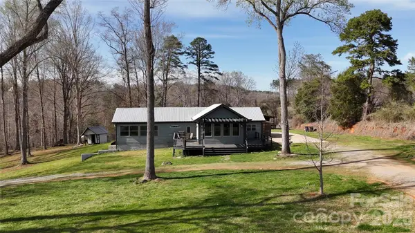 4107 Sandy Plains Road, Tryon, NC 28782