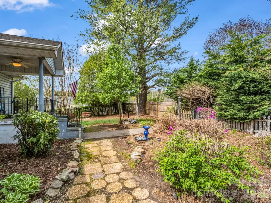 110 Houston Street, Hendersonville, NC 28792 - #2