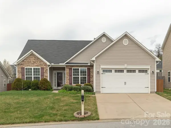 83 E Swift Creek Road, Fletcher, NC 28732