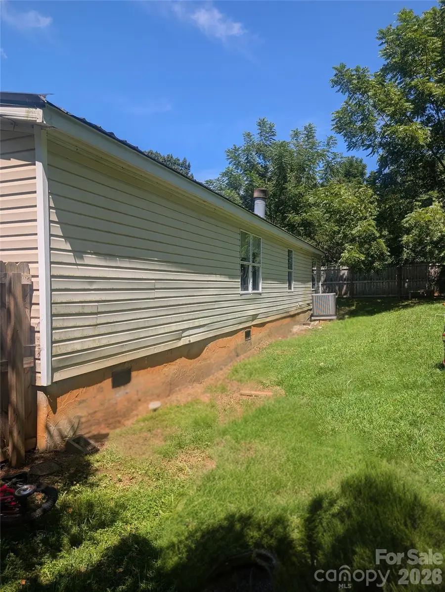 21 Lisa Drive, Canton, NC 28716 - #3