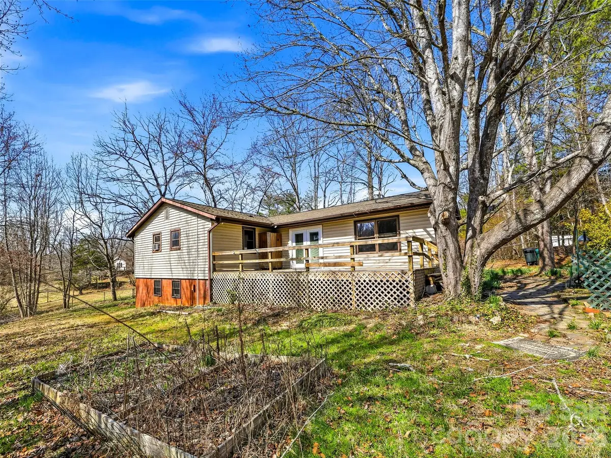 7 Nelson Road, Hendersonville, NC 28791 - #1