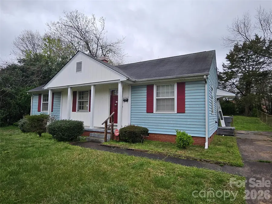 2927 Lasalle Street, Charlotte, NC 28216 - #3