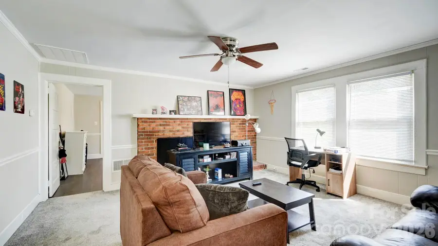 312 & 314 W Charlotte Avenue, Mount Holly, NC 28120 - #2