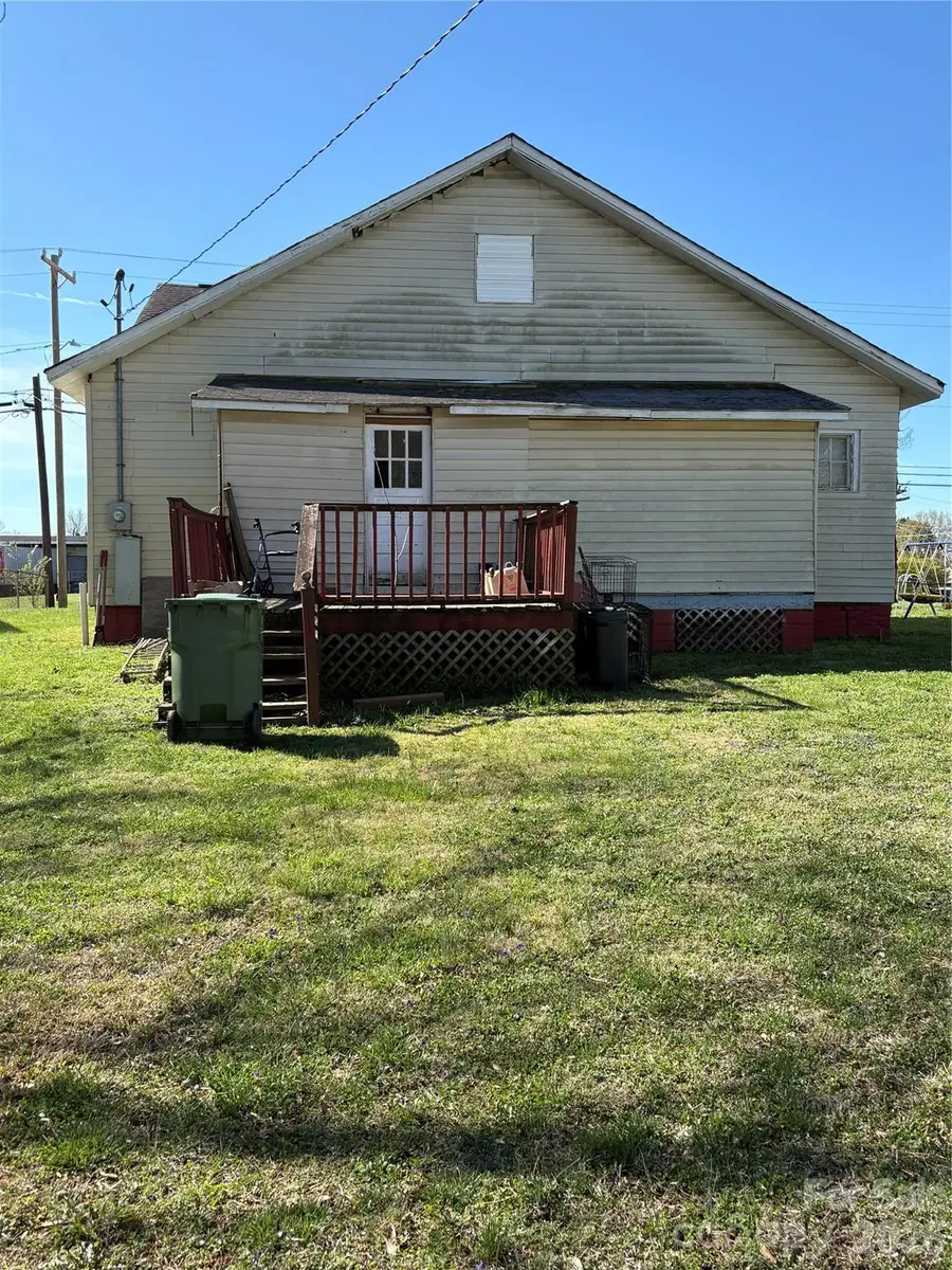 135 E Spencer Avenue, Gastonia, NC 28054 - #2