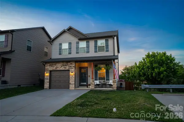 151 Cardwell Lane, Fletcher, NC 28732