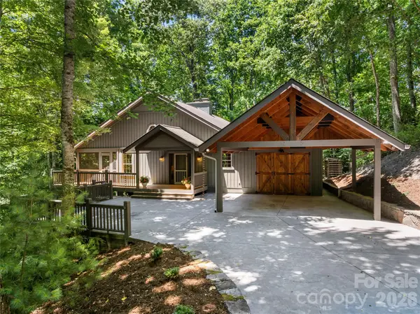 287 Dvdisdi Court, Brevard, NC 28712
