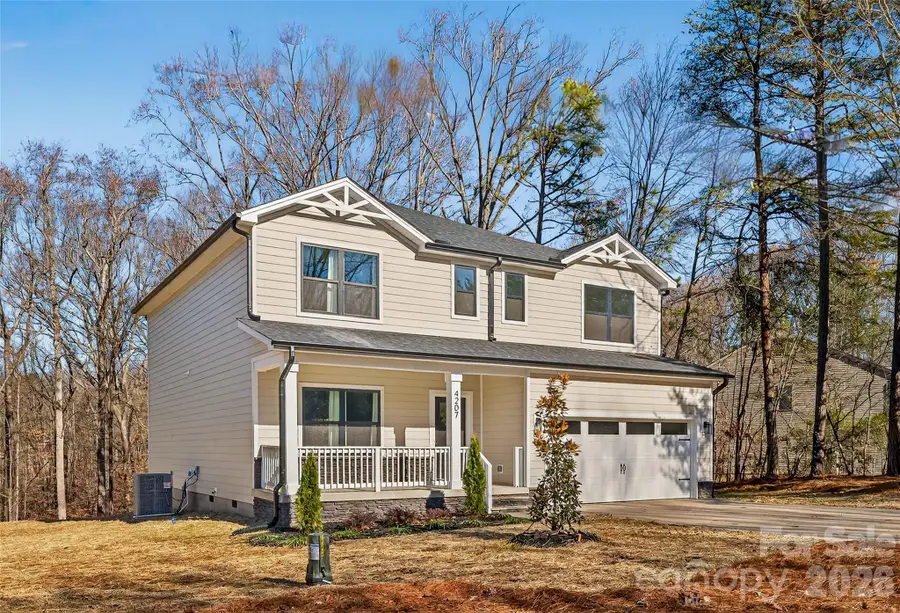 4203 Eagle Chase Drive, Charlotte, NC 28216 - #2