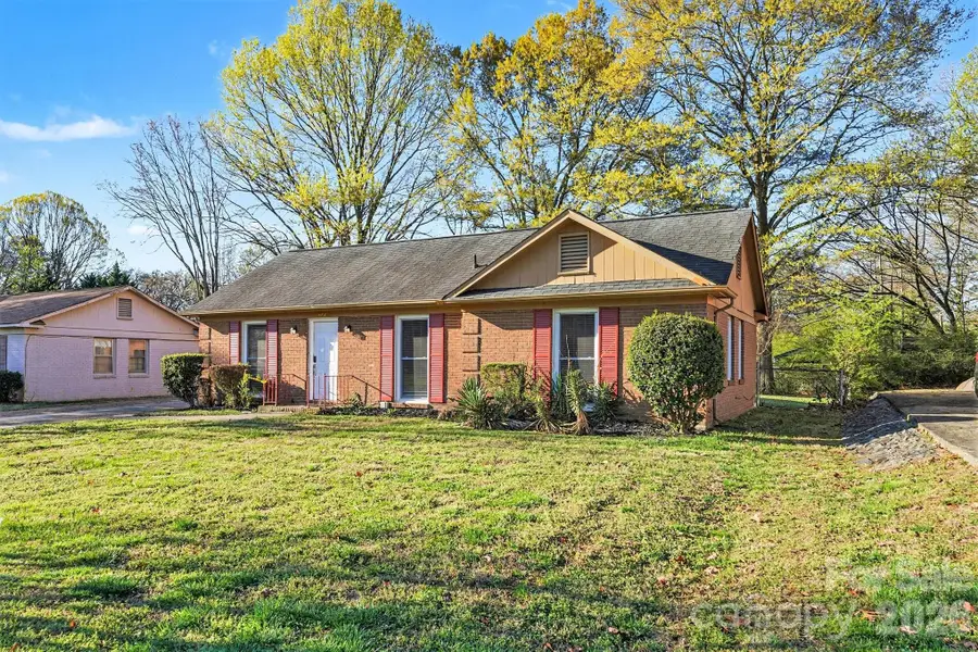 5212 Barrington Drive, Charlotte, NC 28215 - #2