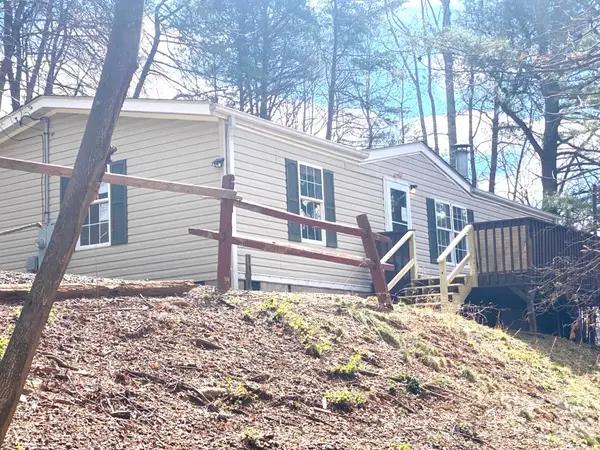 16 Molly Lane, Candler, NC 28715