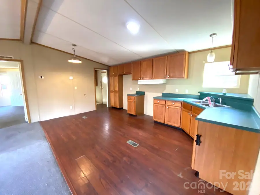 16 Molly Lane, Candler, NC 28715 - #3